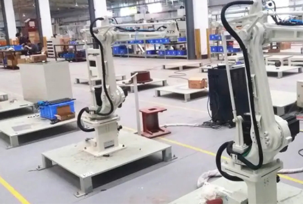 机器人冲压自动化生产线的构成?